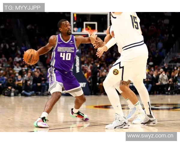 七人得分上双福克斯谈文班缺阵强调团队合作精神