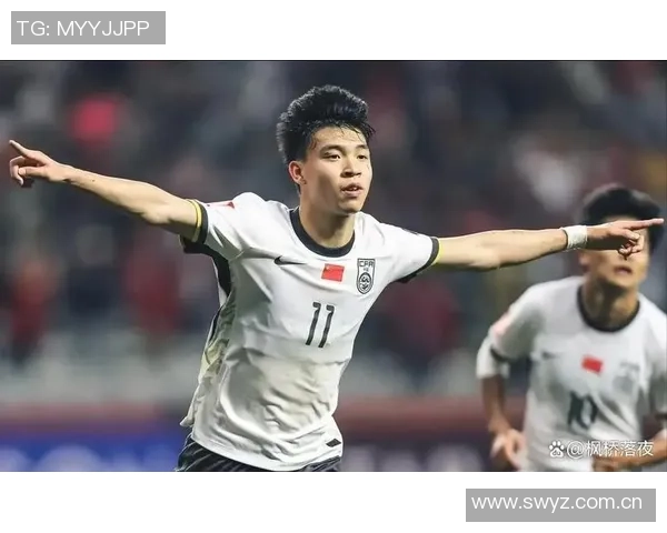 董方卓建议王钰栋尽早留洋发展国内待久虽赚多但前途受限